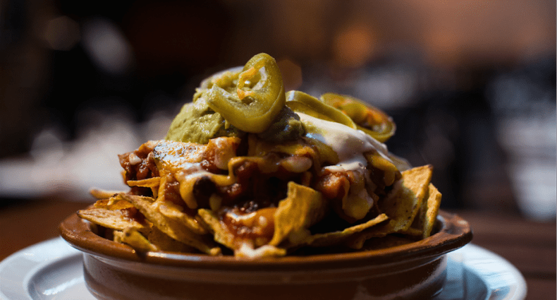 MArket bar nachos