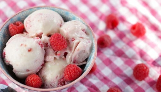 Easy Home-Made Raspberry Ripple Ice-Cream