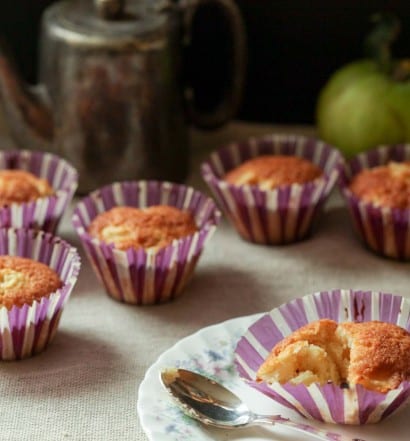 apple muffins