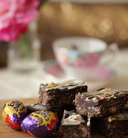 creme egg traybake